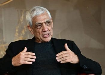 وینود خوسلا: تا ۲۵ سال آینده هوش مصنوعی تورم اقتصاد جهان را کاهش می‌دهد