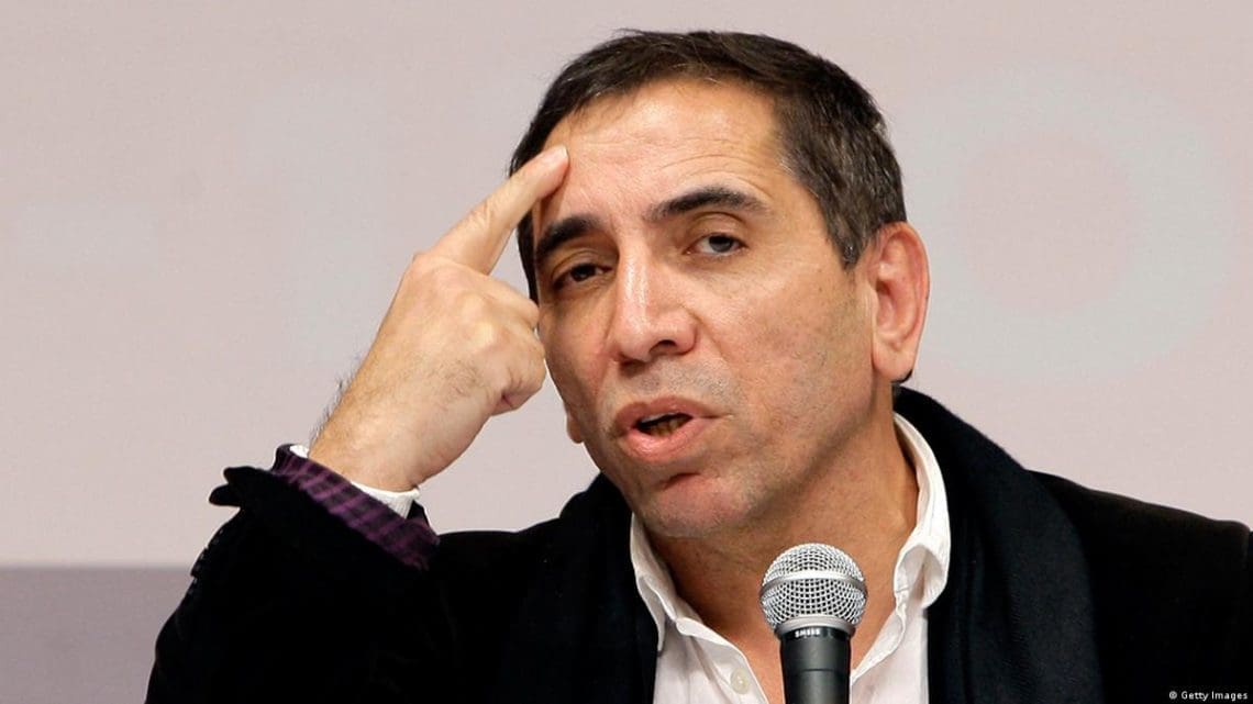 «شیندلر جدید»؛ فیلم‌ساز ایرانی که تلاش دارد هنرمندان و نویسندگان مورد تهدید را از افغانستان خارج کند