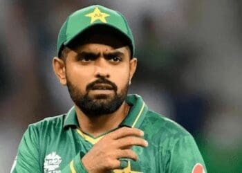 کاپیتان تیم ملی کریکت پاکستان: پس از شکست در برابر افغانستان شب نمی‌توانستم بخوابم