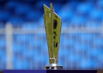 هند قهرمان جام جهانی بیست‌آوره‌ی کریکت شد