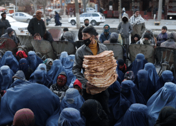 «دعا کنید تا ما حکومت کنیم»؛ هبت‌الله می‌گوید حاکمیت طالبان به دعای فقرا ایستاده است