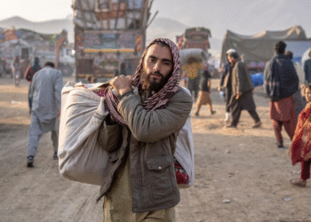 طالبان: ۱۵ هزار تن در یک روز از پاکستان و ایران برگشته‌اند